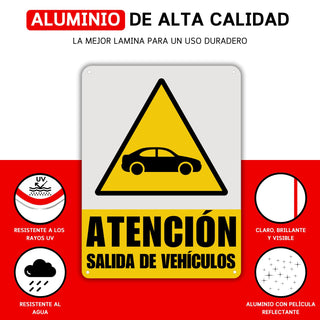 LEIASA Cartel Salida Vehículos - 21x28 cm - Aluminio - Reflectante - Grosor 0.8 mm - Señal Salida Vehículos - Impresión UV - Resistente Exterior